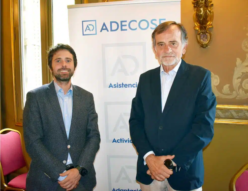 ADECOSE invita a Joan M. Castells director general de FIATC Seguros a su almuerzo mensual con socios