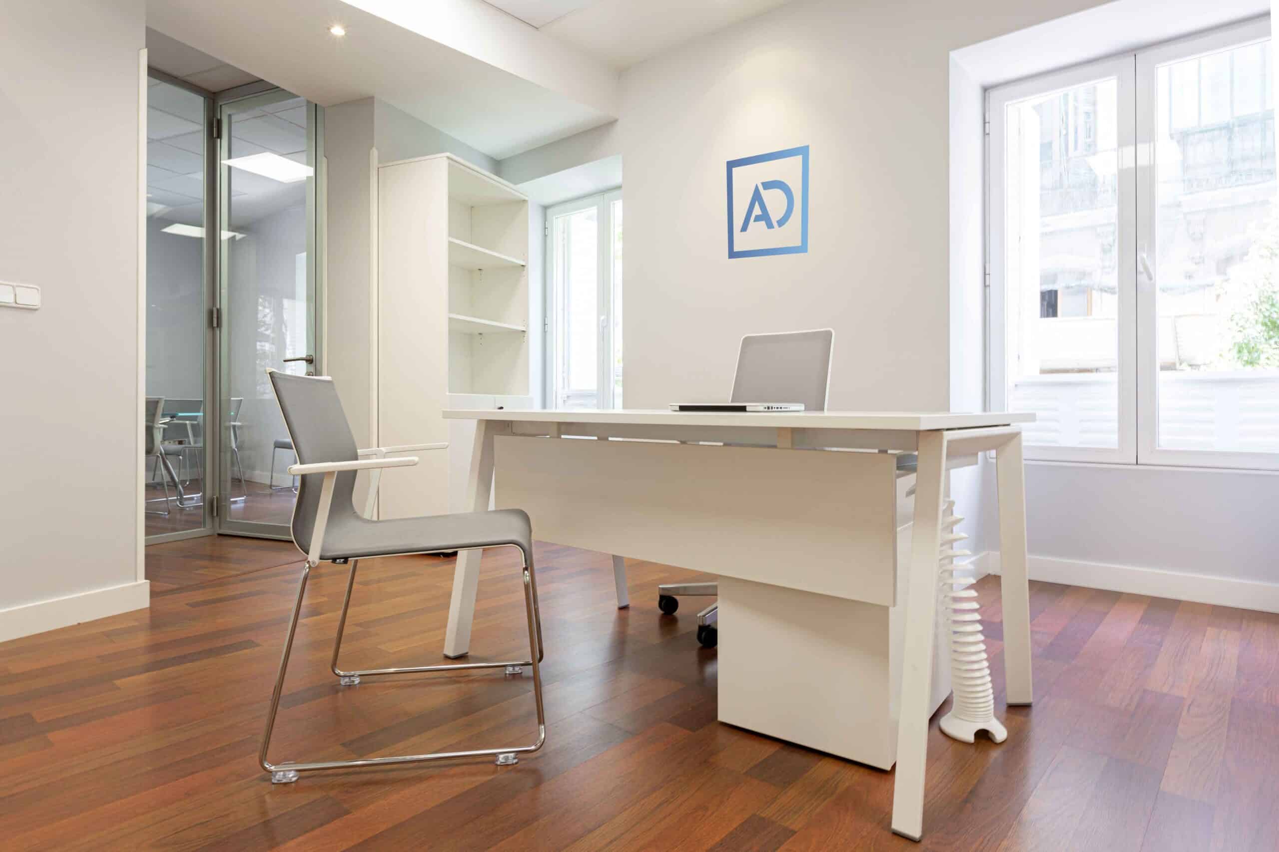 ADECOSE refuerza su equipo