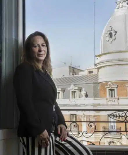 Arrenta alerta sobre el aumento en las falsificaciones de nóminas y vidas laborales para conseguir el alquiler de una vivienda