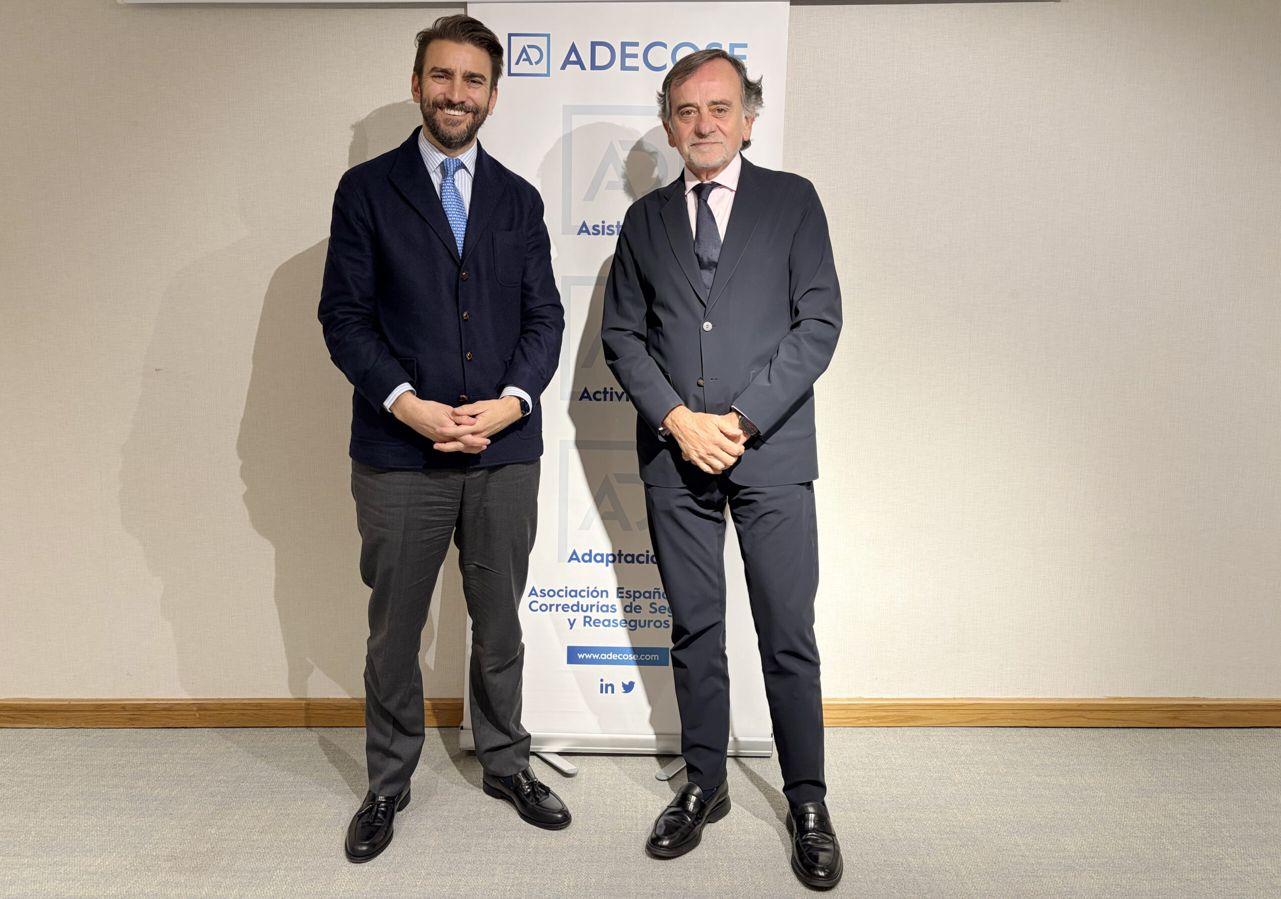 ADECOSE celebra un almuerzo con socios con Pablo de Ramón-Laca, presidente ejecutivo de Cesce, como invitado