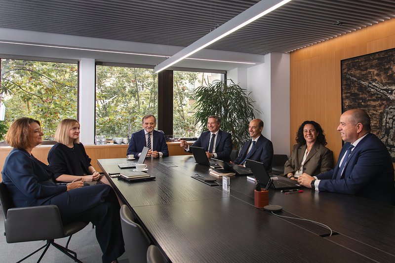 La IA gana protagonismo en PIB Group Iberia facilitando las tareas de sus empleados para mejorar la experiencia y el asesoramiento al cliente​​