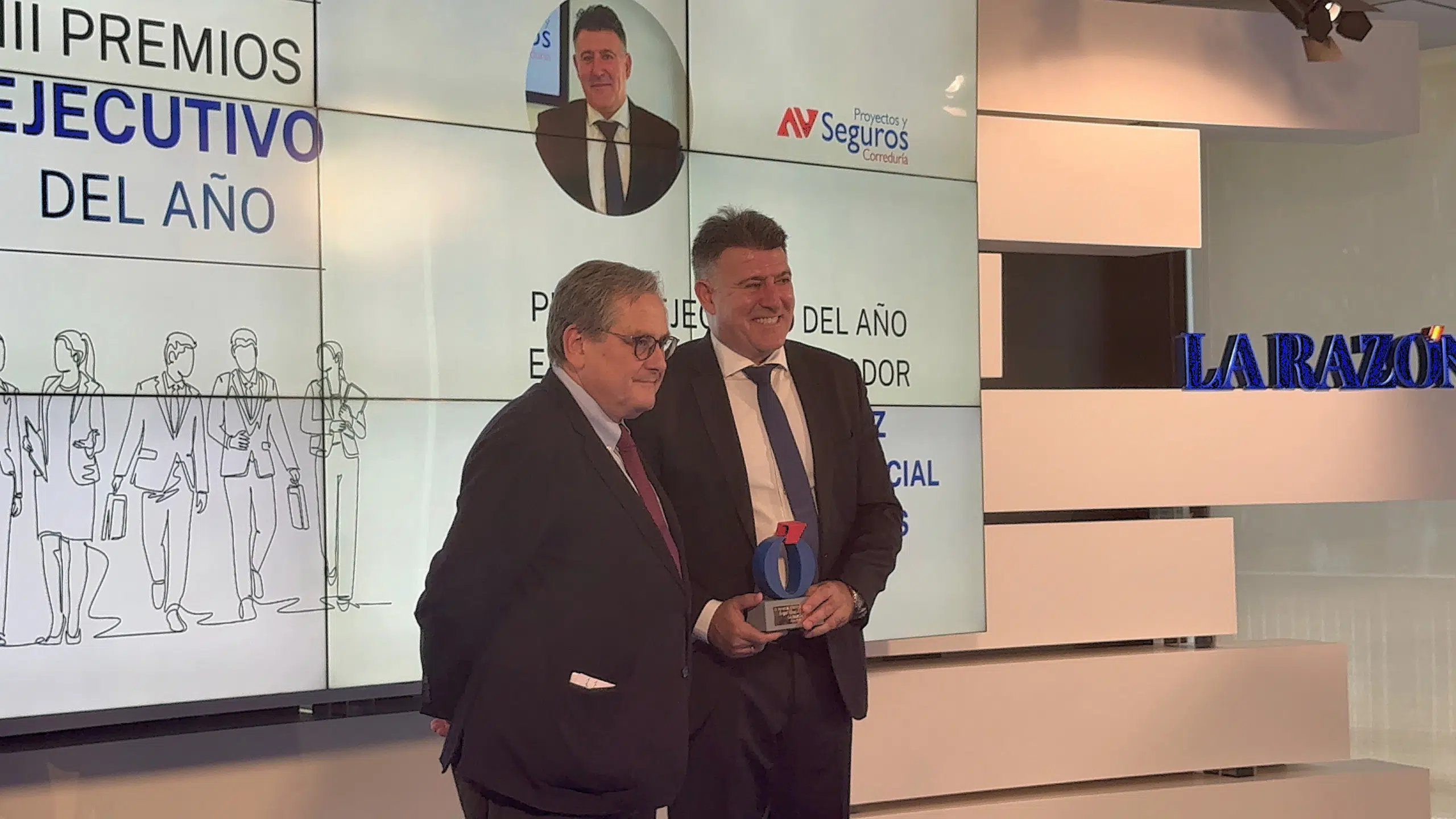 Ángel Vázquez López recibe el Premio al Ejecutivo del Año del Sector Asegurador