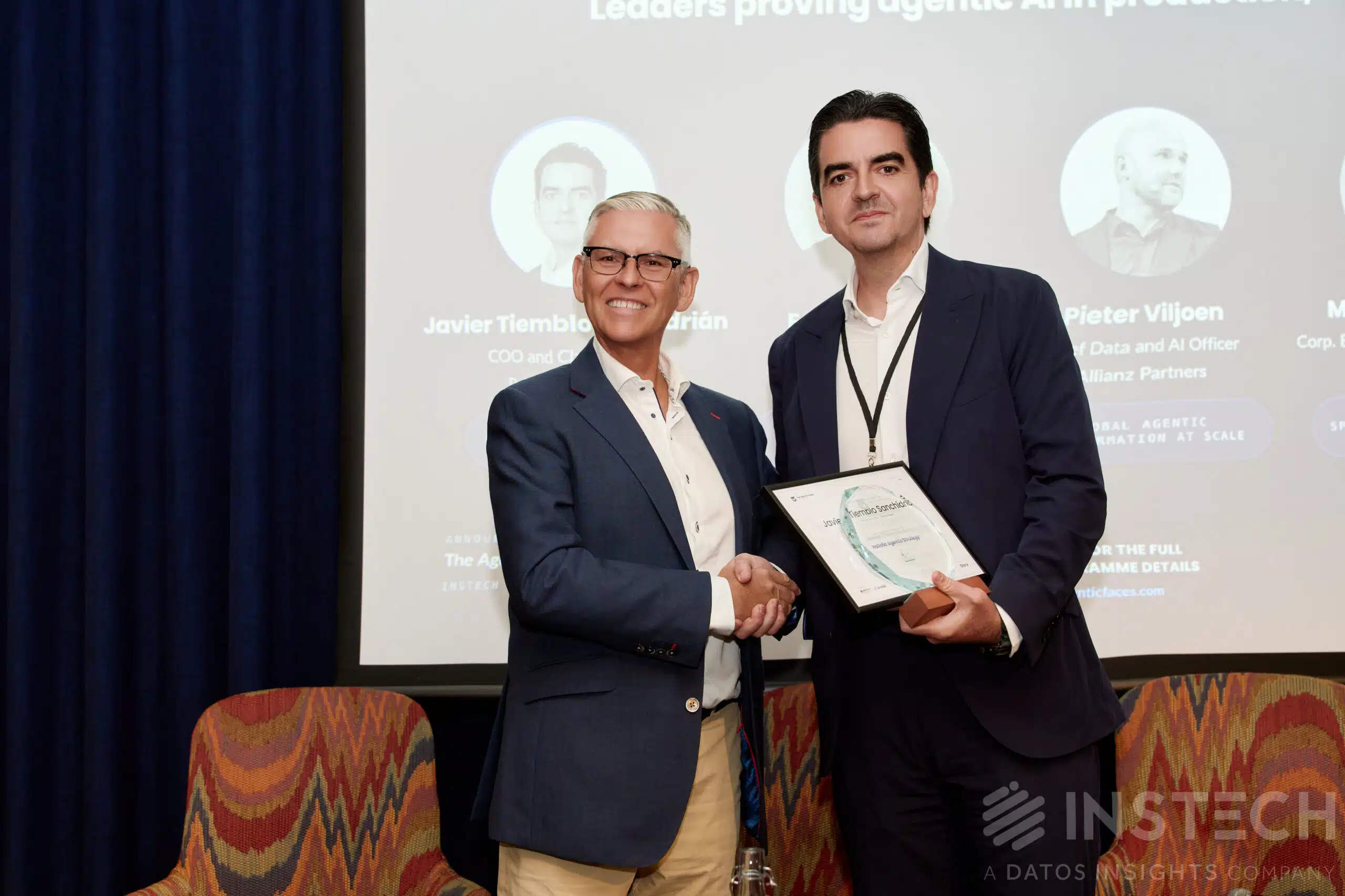 Javier Tiemblo, premiado en Londres con el “Top Agentic Faces in Insurance 2026” por el proyecto de IA agéntica de Proyectos y Seguros